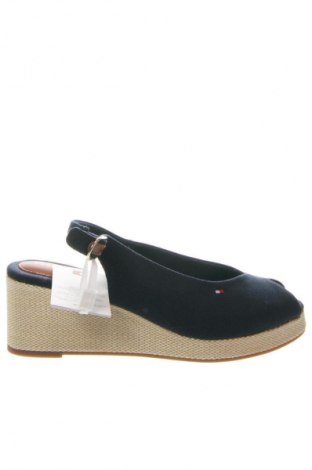 Сандали Tommy Hilfiger, Размер 40, Цвят Син, Цена 70,55 €, #134859684