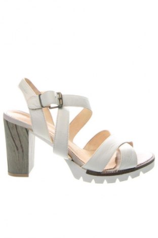 Сандали Unbranded, Размер 41, Цвят Бял, Цена 23,51 €