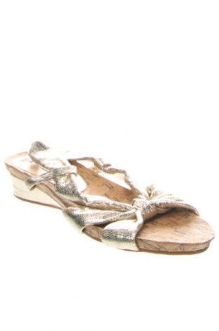 Σανδάλια Unbranded, Μέγεθος 36, Χρώμα Χρυσαφί, Τιμή 28,99 €