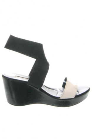 Сандали Zamagni, Размер 39, Цвят Многоцветен, Цена 16,04 €