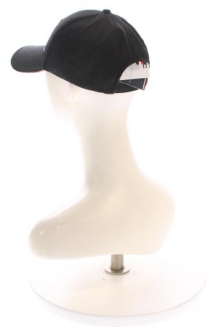 Шапка Tommy Hilfiger, Цвят Черен, Цена 47,55 €