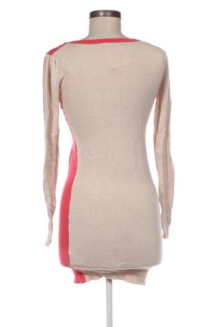 Damski sweter Millenium, Rozmiar M, Kolor Różowy, Cena 23,99 zł