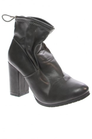 Dámské boty  Unbranded, Velikost 38, Barva Šedá, Cena  539,00 Kč