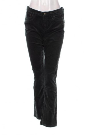 Damen Cordhose Yessica, Größe L, Farbe Grün, Preis € 8,99, #130234718