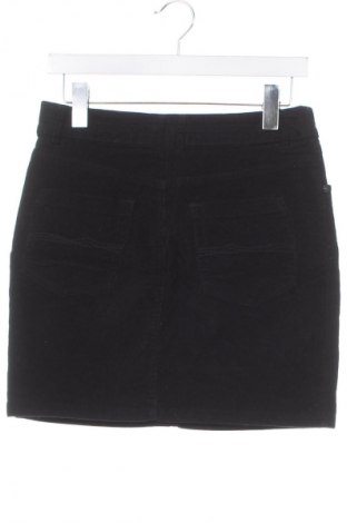 Пола C&A, Размер XXS, Цвят Черен, Цена 2,55 €