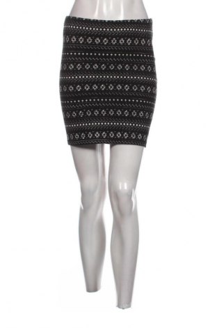 Sukně H&M Divided, Velikost S, Barva Černá, Cena  49,00 Kč