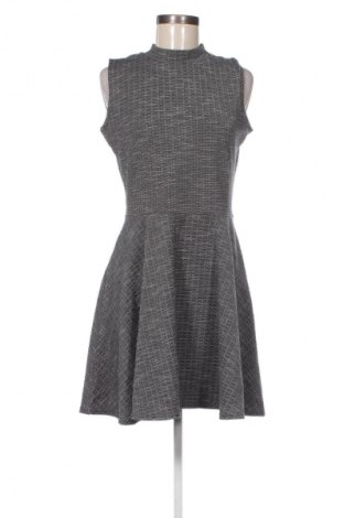 Kleid Apricot, Größe M, Farbe Grau, Preis 28,99 €