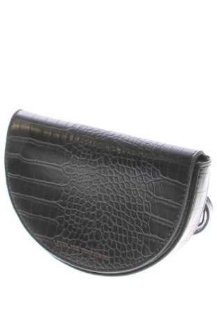 Ledvinka  Sinsay, Barva Černá, Cena  119,00 Kč