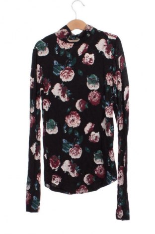 Dámská halenka Gina Tricot, Velikost XS, Barva Vícebarevné, Cena  79,00 Kč