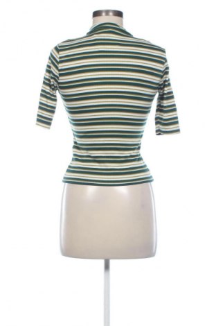 Дамска блуза H&M Divided, Размер S, Цвят Многоцветен, Цена 8,69 €