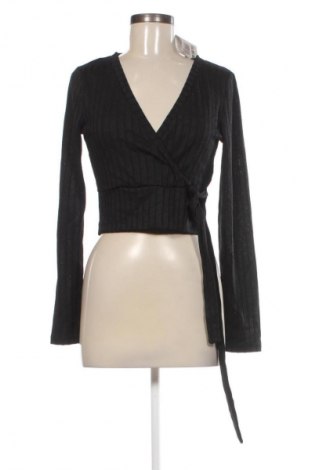 Дамска блуза NA-KD, Размер M, Цвят Черен, Цена 2,04 €