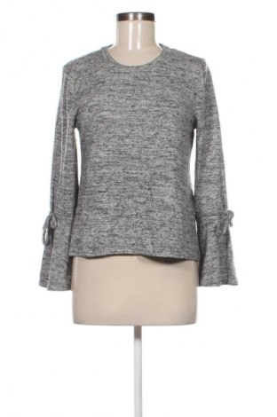 Bluzka damska ONLY, Rozmiar M, Kolor Szary, Cena 7,99 zł