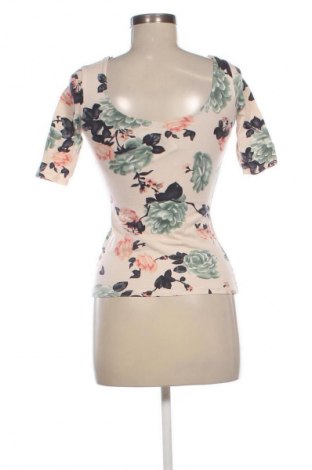 Dámska blúza One Love, Veľkosť XS, Farba Viacfarebná, Cena  1,95 €