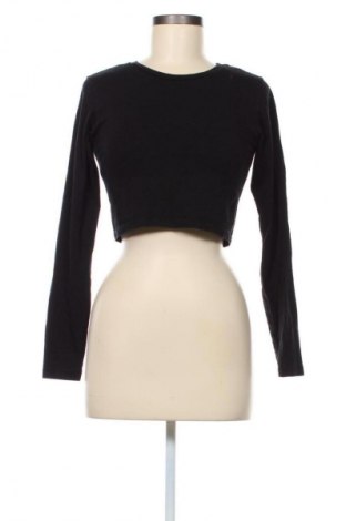 Дамска блуза Pull&Bear, Размер L, Цвят Черен, Цена 2,04 €