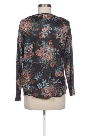 Γυναικεία μπλούζα Punt Roma, Μέγεθος L, Χρώμα Πολύχρωμο, Τιμή 1,99 €