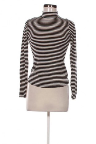 Дамска блуза Stradivarius, Размер M, Цвят Многоцветен, Цена 2,04 €