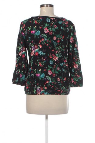 Bluzka damska Yessica, Rozmiar M, Kolor Kolorowy, Cena 6,99 zł