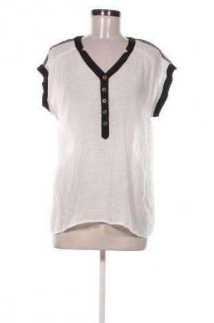Damen Shirt Ze-Ze, Größe M, Farbe Weiß, Preis 1,99 €