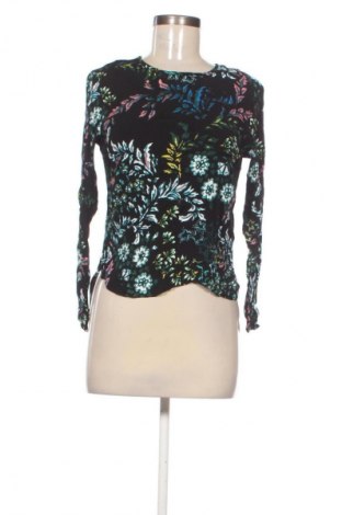 Дамска риза H&M, Размер XS, Цвят Многоцветен, Цена 5,11 €