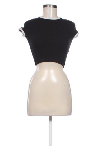 Damski T-shirt Bershka, Rozmiar XS, Kolor Czarny, Cena 13,99 zł