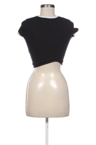 Damski T-shirt Bershka, Rozmiar XS, Kolor Czarny, Cena 13,99 zł