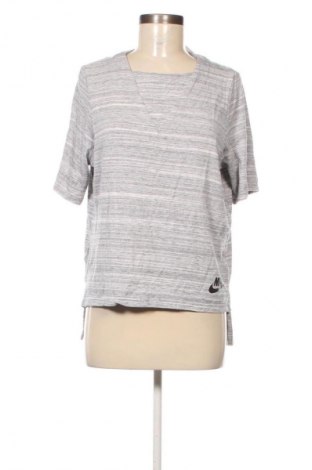 Damski T-shirt Nike, Rozmiar M, Kolor Kolorowy, Cena 144,25 zł