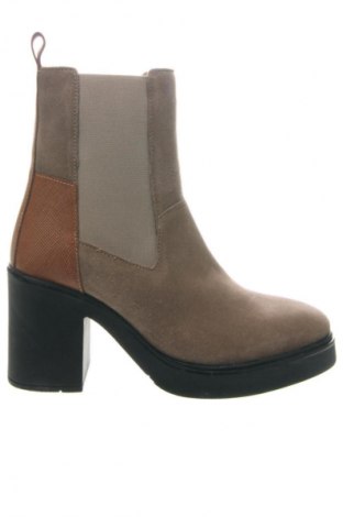 Дамски боти Aada Studios, Размер 39, Цвят Многоцветен, Цена 38,85 €