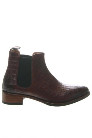 Дамски боти British Passport, Размер 38, Цвят Кафяв, Цена 85,89 €
