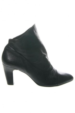 Дамски боти Hogl, Размер 36, Цвят Черен, Цена 56,55 €