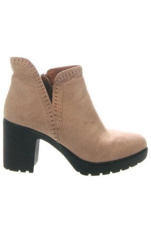 Дамски боти Unbranded, Размер 38, Цвят Бежов, Цена 19,95 €