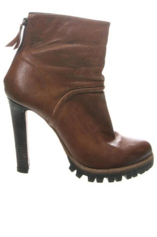 Дамски боти Vic Matié, Размер 39, Цвят Кафяв, Цена 34,28 €
