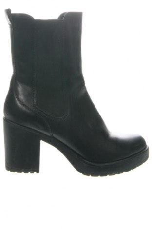 Damskie kozaki Graceland, Rozmiar 38, Kolor Czarny, Cena 144,97 zł