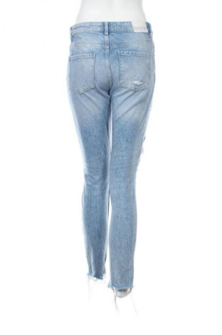 Dámské džíny  Bershka, Velikost S, Barva Modrá, Cena  119,00 Kč