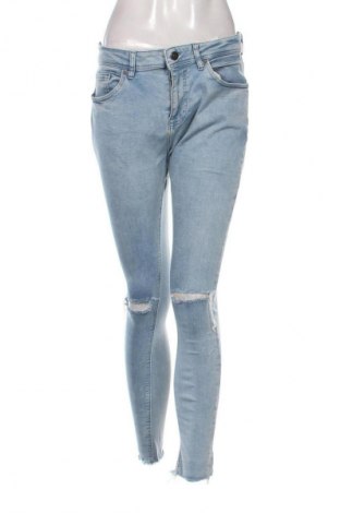 Дамски дънки Bershka, Размер L, Цвят Син, Цена 14,58 €