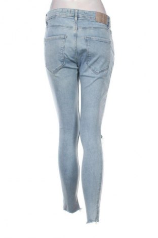 Дамски дънки Bershka, Размер L, Цвят Син, Цена 14,58 €