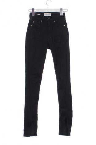 Dámské džíny  Calvin Klein, Velikost XXS, Barva Černá, Cena  778,00 Kč