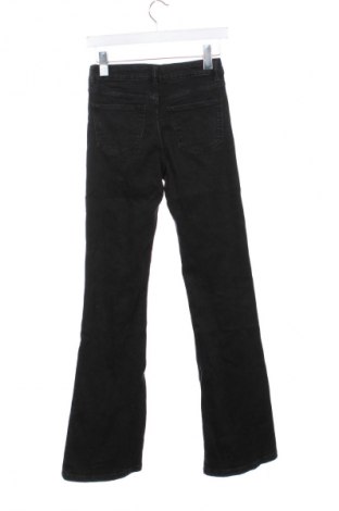 Dámské džíny  Cropp, Velikost XXS, Barva Černá, Cena  179,00 Kč