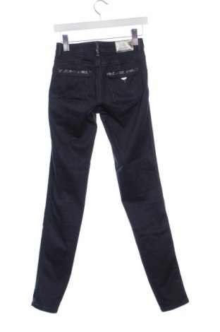 Blugi de femei Guess, Mărime M, Culoare Albastru, Preț 34,99 Lei