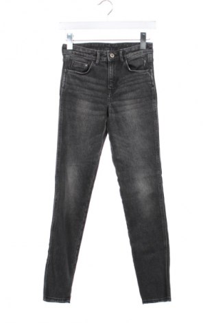 Damskie jeansy H&M, Rozmiar XS, Kolor Czarny, Cena 28,99 zł