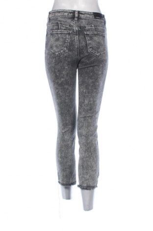 Дамски дънки Kendall & Kylie, Размер S, Цвят Многоцветен, Цена 11,12 €