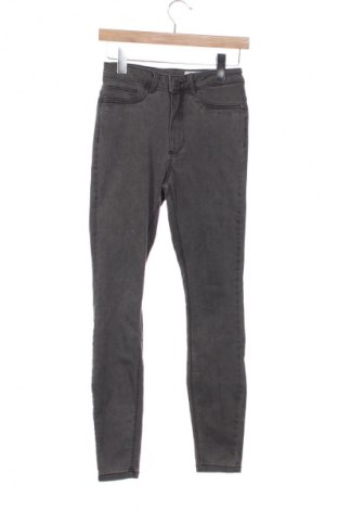 Dámské džíny  Noisy May, Velikost S, Barva Šedá, Cena  249,00 Kč