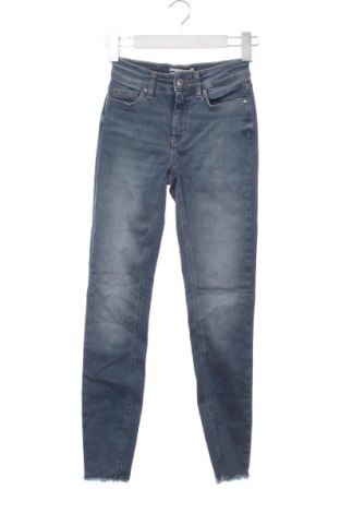 Damskie jeansy ONLY, Rozmiar XXS, Kolor Niebieski, Cena 19,99 zł