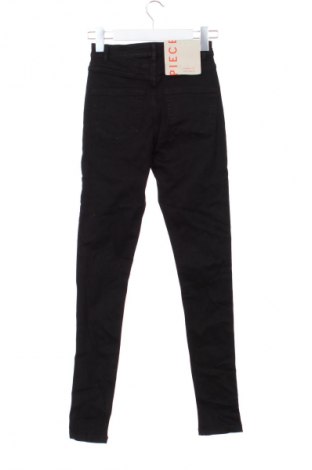 Dámské džíny  Pieces, Velikost XS, Barva Černá, Cena  259,00 Kč
