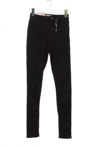 Blugi de femei Pieces, Mărime XXS, Culoare Negru, Preț 66,99 Lei