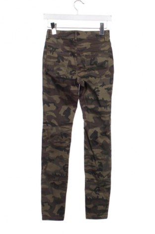 Damskie jeansy Primark, Rozmiar XS, Kolor Kolorowy, Cena 15,99 zł