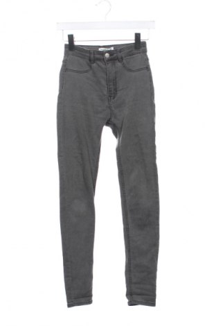 Dámske džínsy  Pull&Bear, Veľkosť XS, Farba Čierna, Cena  4,95 €
