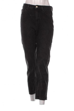 Дамски дънки Pull&Bear, Размер M, Цвят Черен, Цена 27,69 €