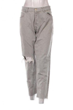 Damskie jeansy Pull&Bear, Rozmiar XL, Kolor Szary, Cena 32,00 zł