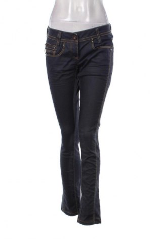 Damskie jeansy River Island, Rozmiar S, Kolor Niebieski, Cena 15,99 zł