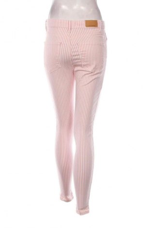 Dámské džíny  Stradivarius, Velikost M, Barva Vícebarevné, Cena  129,00 Kč